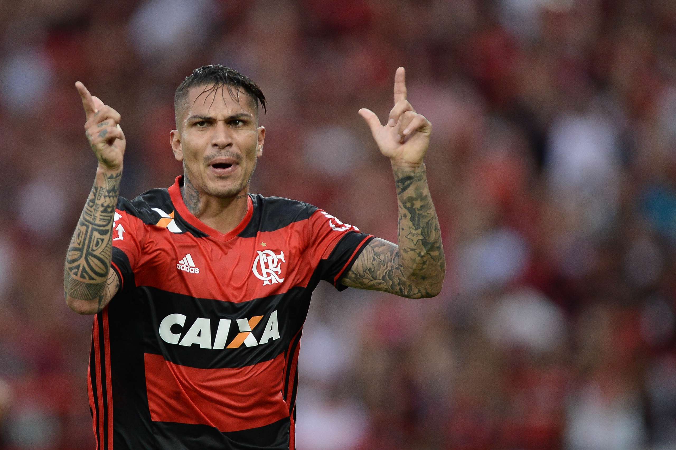 Guerrero pode trocar o Flamengo por equipe argentina