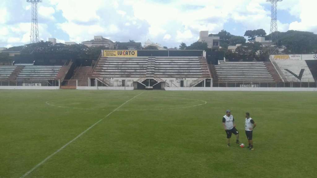 Independente pede suspensão de jogo e estreará com derrota por WO