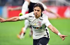 Romero afirma que precisa ficar mais calmo em decisão contra o Palmeiras