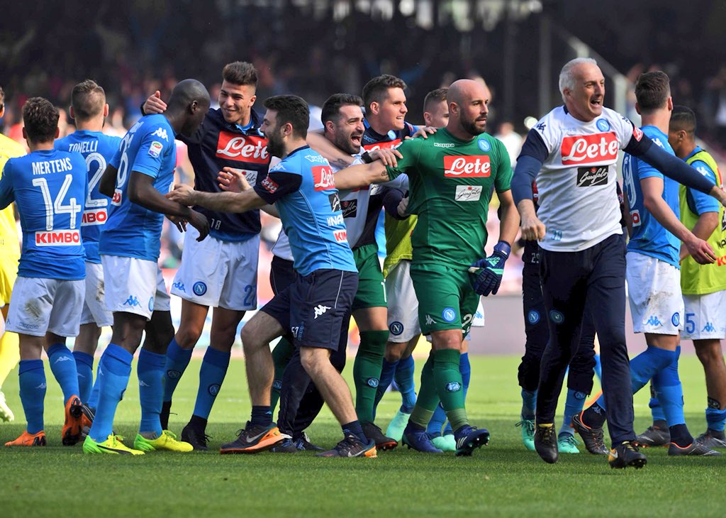 ITALIANO: Napoli empata aos 44, vira aos 48 e mantém perseguição à líder Juventus