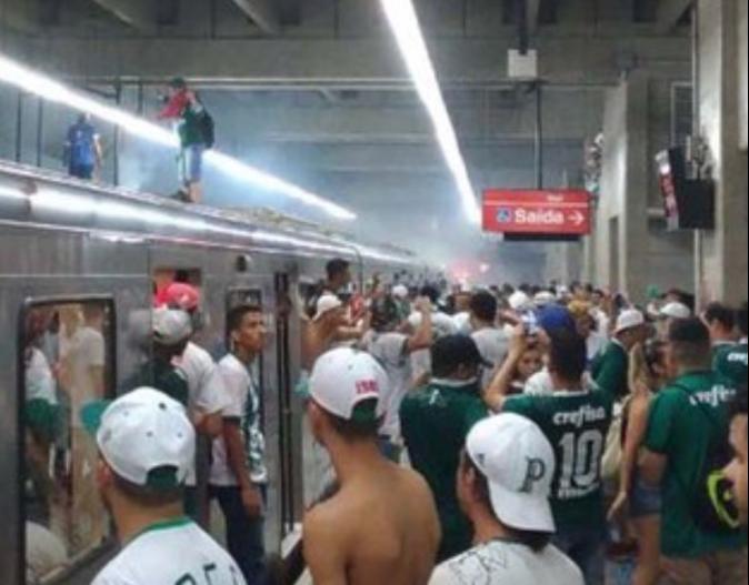 Palmeirenses também depredaram o metrô