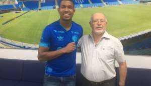 Santos confirma empréstimo de atacante Rodrigão para time da Série B