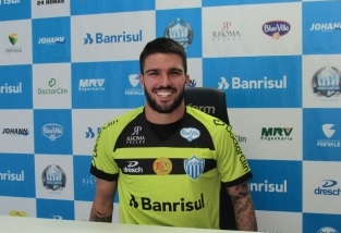 Série D: Novo Hamburgo anuncia ex-goleiro do Avaí que estava no São Luiz-RS