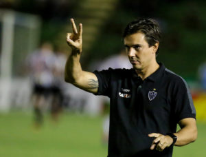 Sul-Americana: Larghi admite falta de postura ofensiva do Atlético-MG em derrota