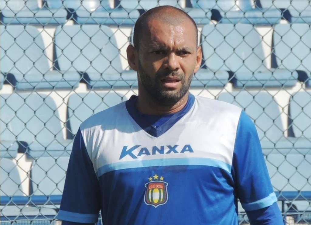 Copa Paulista: Volante Esley mira voos mais altos com São Caetano (Foto: Fabrício Cortinove)