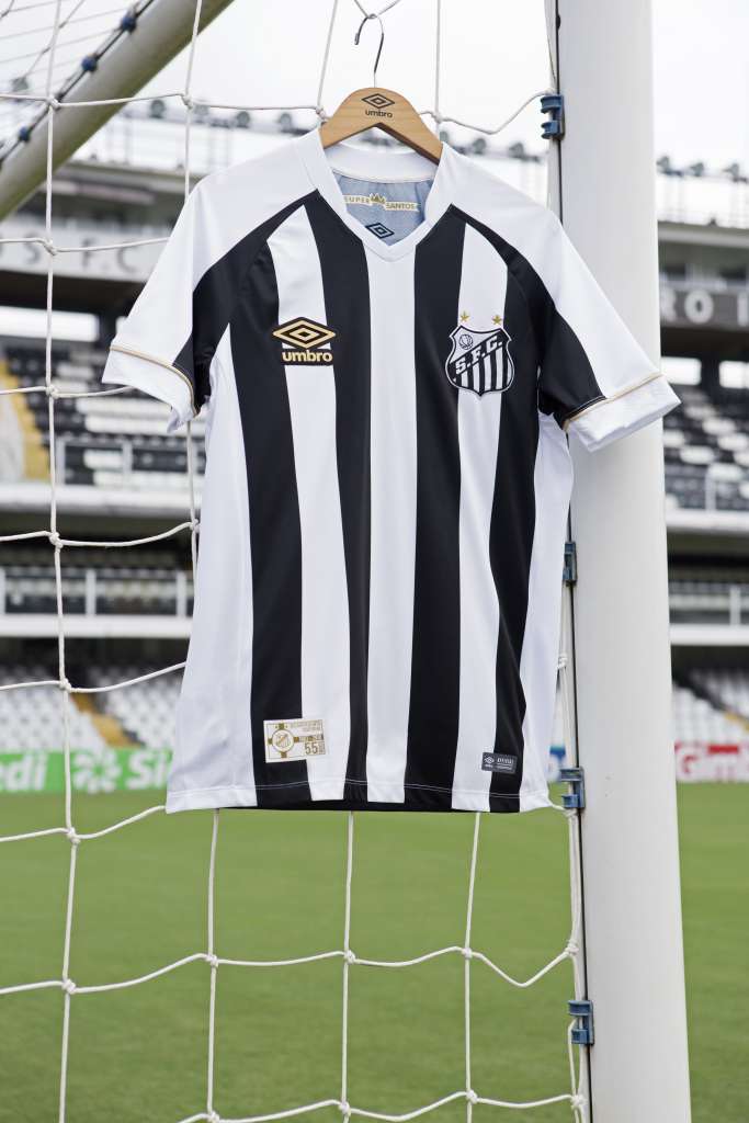 Santos lança nova camisa para a temporada 2018