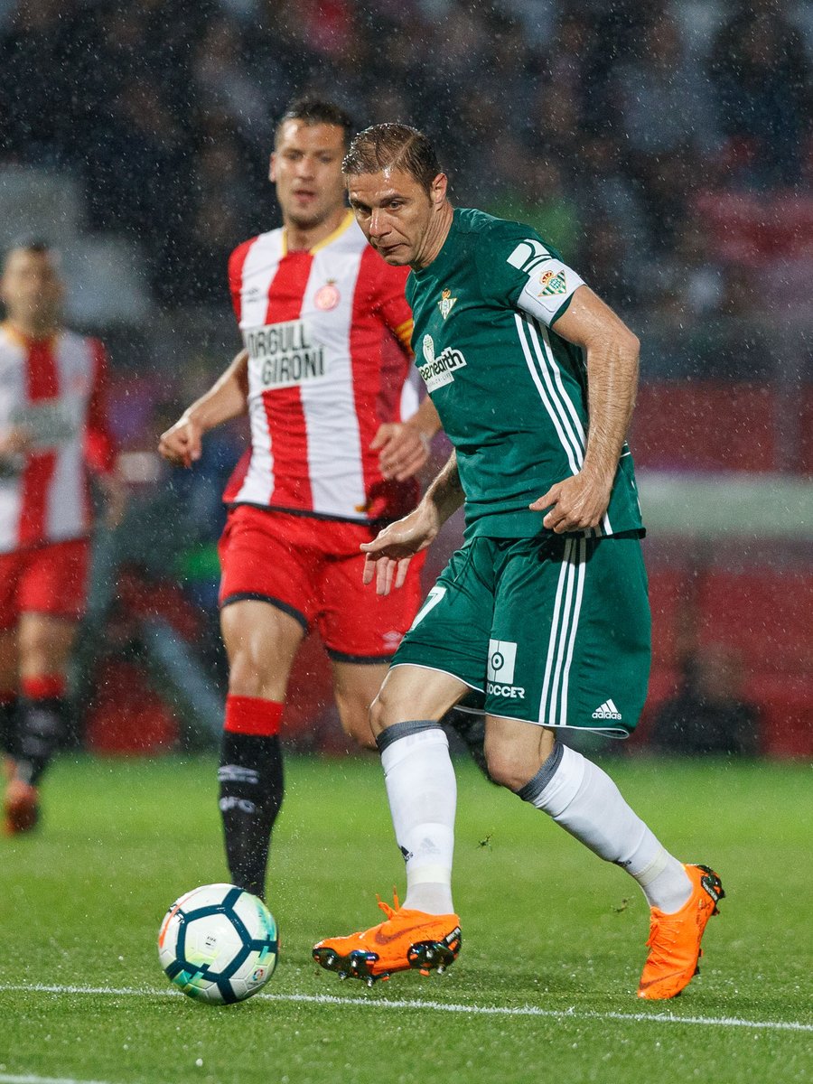 ESPANHOL: Com dois gols anulados de rival, Betis vence e segue em 5º