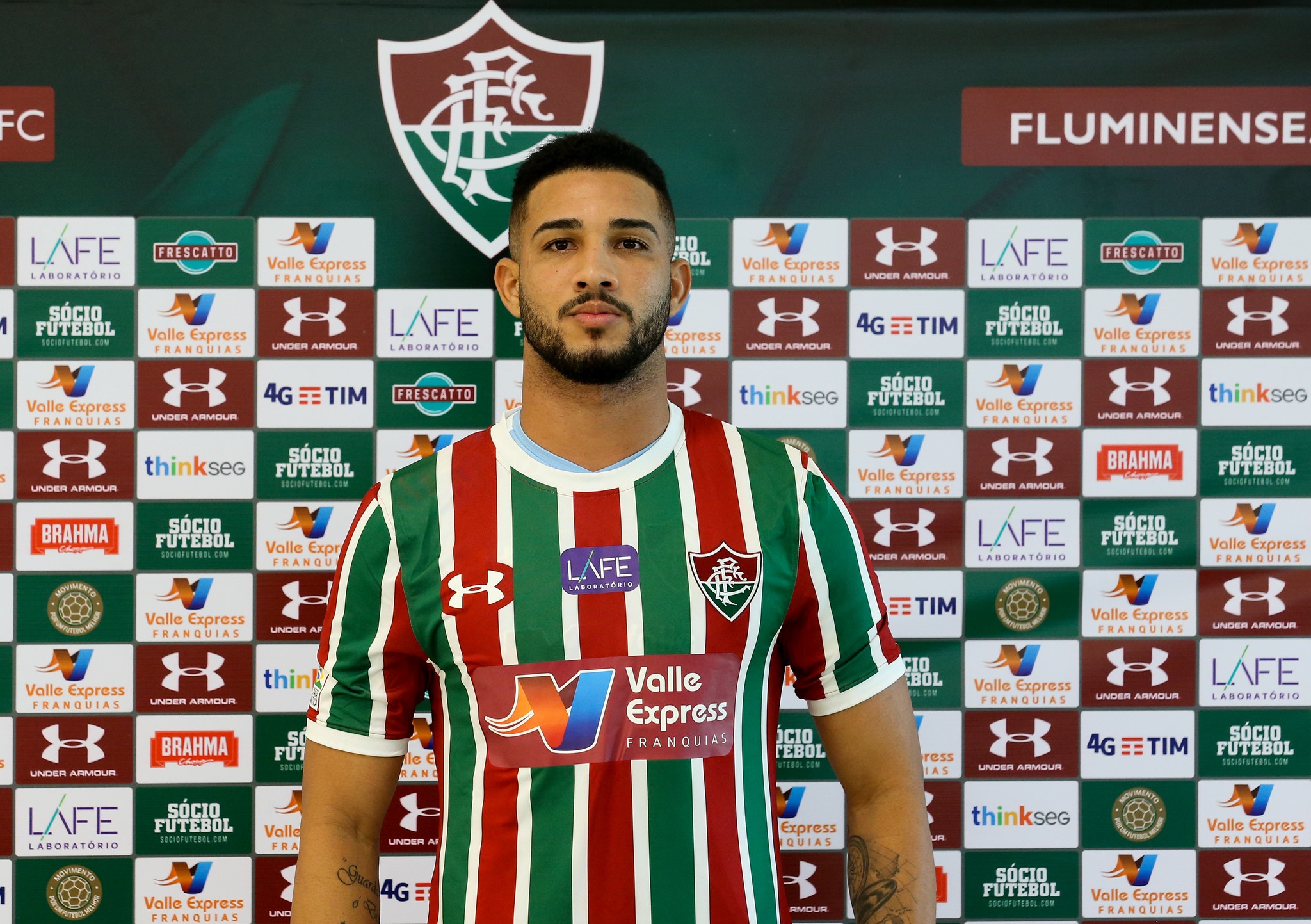 João Carlos, novo atacante do Fluminense, diz que tem Fred como ídolo