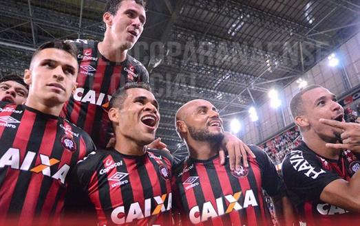 Furacão massacrou a Chapecoense na Arena da Baixada