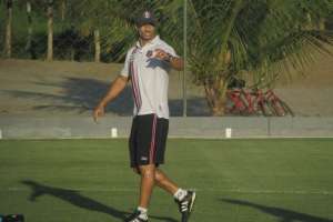 Após empate no clássico, Júnior Rocha troca Santa Cruz pelo CRB