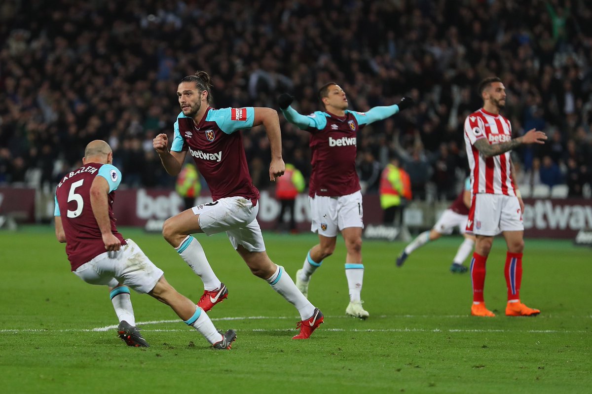INGLÊS: Após 3 gols anulados, West Ham arranca empate com o Stoke