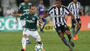 COF do Palmeiras quer mudar acordo com patrocinadora por reforços