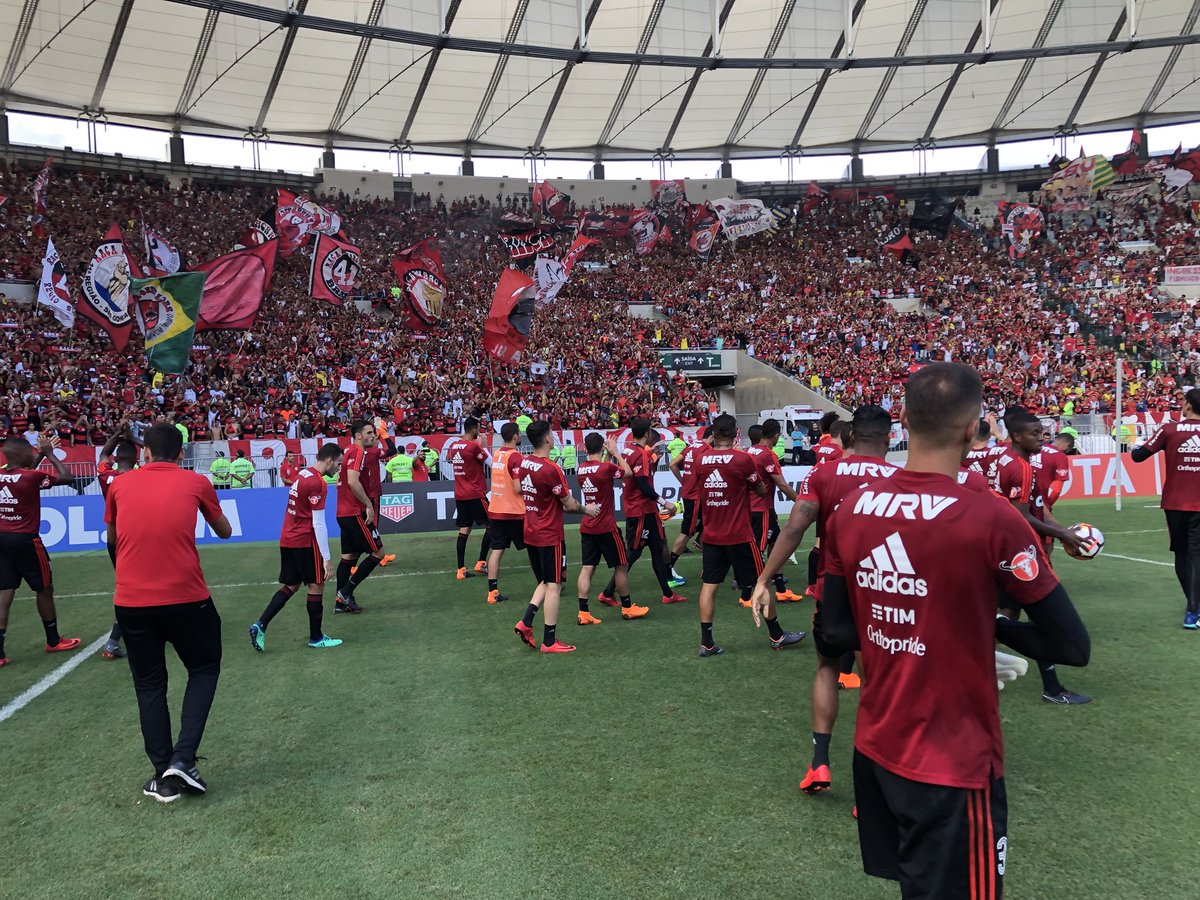 Fla fecha preparação para jogo da Libertadores com mais de 45 mil no Maracanã