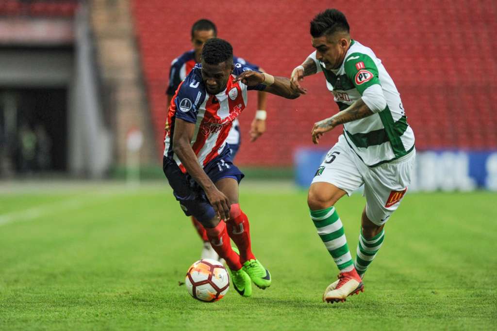Estudiantes de Mérida estreia com empate em casa