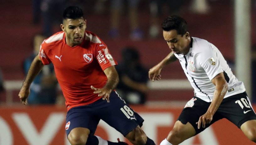 Independiente-ARG 0 x 1 Corinthians - Timão vence fora e abre vantagem na ponta 2 0002050308288 img