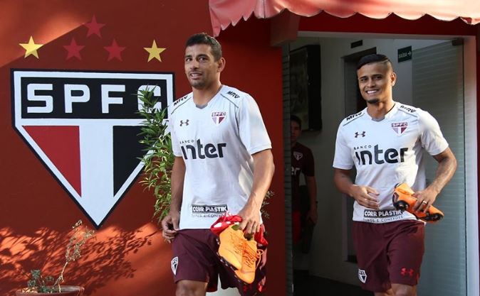 Após eliminação, São Paulo deve promover estreia de Everton no domingo