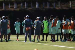 Sob ameaça de crise, Chapecoense precisa vencer o Vasco em Condá