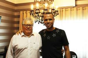 Luis Fabiano volta à Ponte com chance de virar reforço para a Série B