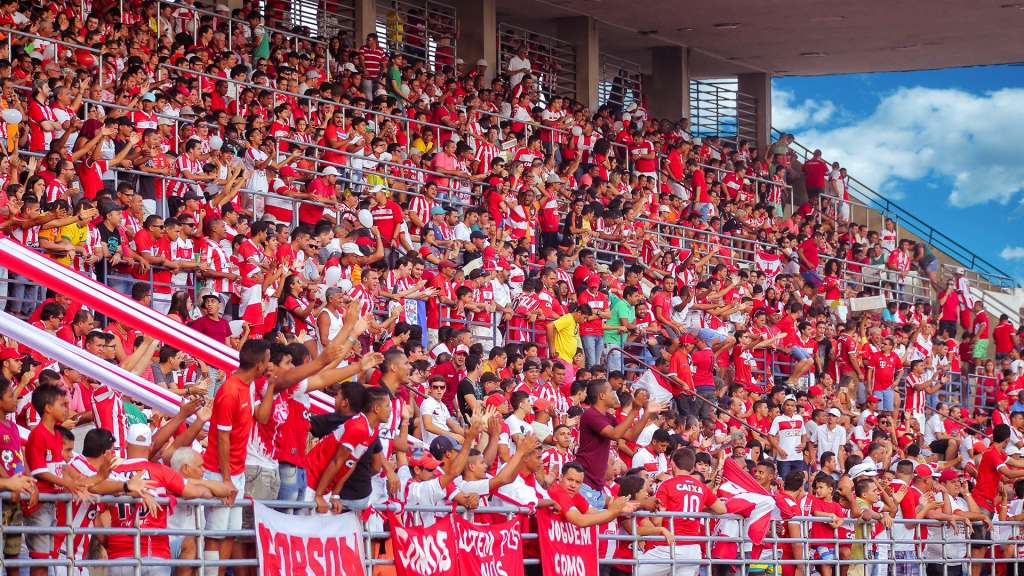 Em casa, CRB busca vitória para encerrar sequência de três derrotas e acalmar torcida