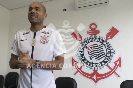 Sem Roger e Emerson, Corinthians pode ter mudanças para encarar o Paraná