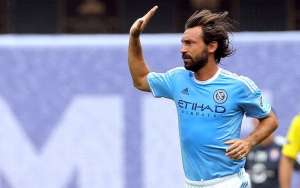 Pirlo diz que Brasil é 'melhor seleção da atualidade e grande favorito na Copa'