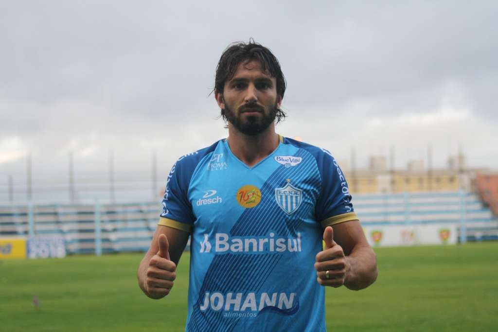 Léo Dagostini marcou o gol de empate do Novo Hamburgo. (Foto: Eduardo Bento/ ECNH)