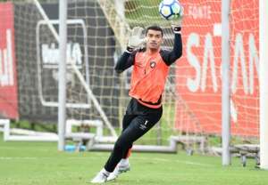 Sem tempo para treinar, Atlético-PR não está confirmado para enfrentar o Grêmio