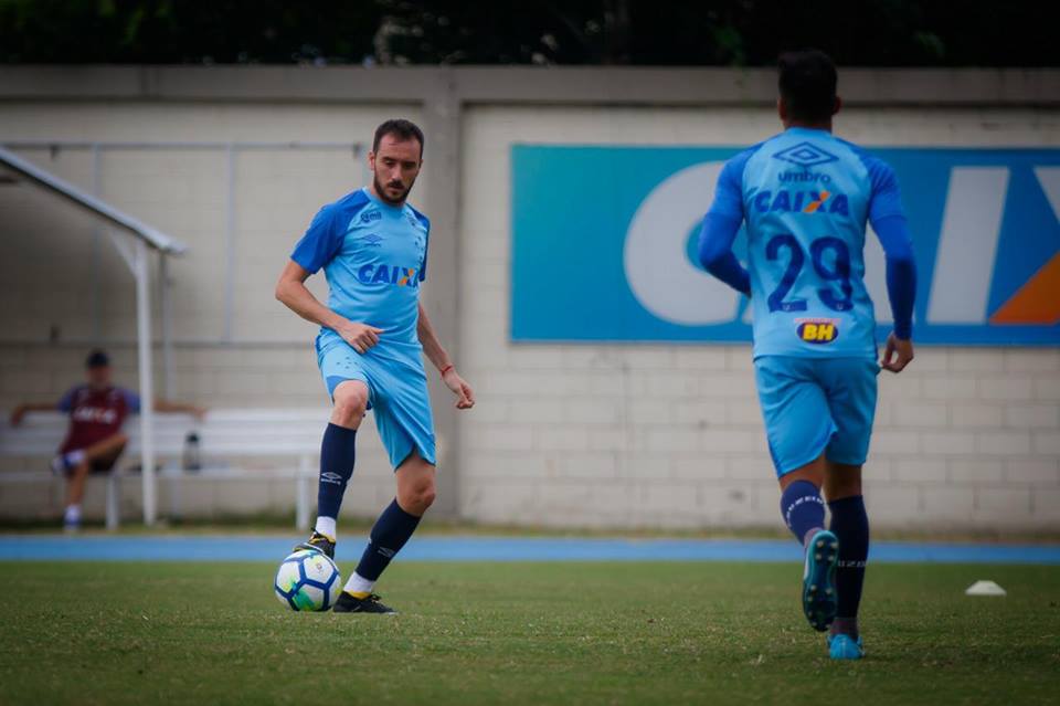 Com a cabeça na Copa Libertadores, Cruzeiro visita o Fluminense no Maracanã