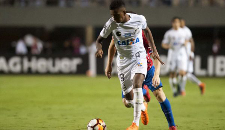 Santos se concentra em jogos seguidos na Libertadores e ‘esquece’ Brasileirão