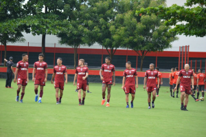 Série B: Com desfalque no meio, Claudio Tencatti deve promover estreia no Atlético-GO