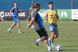 Copa do Brasil: Léo Moura desfalca Grêmio na partida diante do Goiás