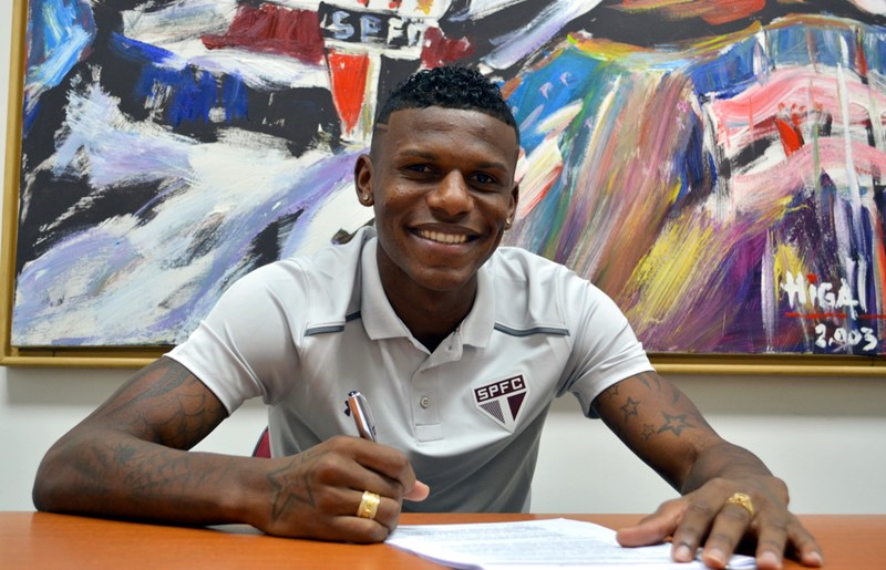 São Paulo amplia contrato de Arboleda até junho de 2022