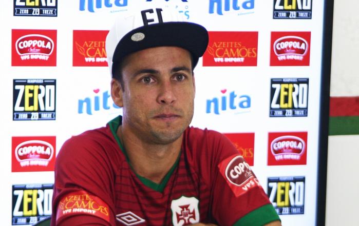 Rafael Ferro é o capitão da Portuguesa Santista (Foto: Alberto Ferreira / Agência Briosa) Rafael Ferro é o capitão da Portuguesa Santista (Foto: Alberto Ferreira / Agência Briosa)