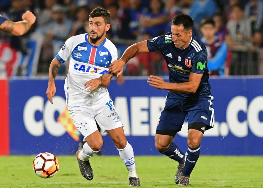 Cruzeiro precisa vencer para não se complicar na Libertadores. (Foto: Divulgação)