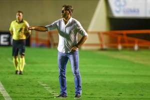Renato exalta vitória em Goiânia, mas diz que Grêmio 'merecia placar maior'
