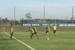 Série B: Argel faz mistério e Criciúma tem dúvidas para jogo contra Coritiba