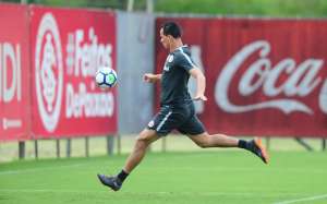 Internacional treina com três novidades entre os titulares visando o Cruzeiro