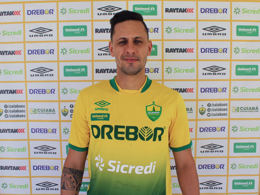 Série C: Cuiabá anuncia meia ex-Corinthians e contrata atacante