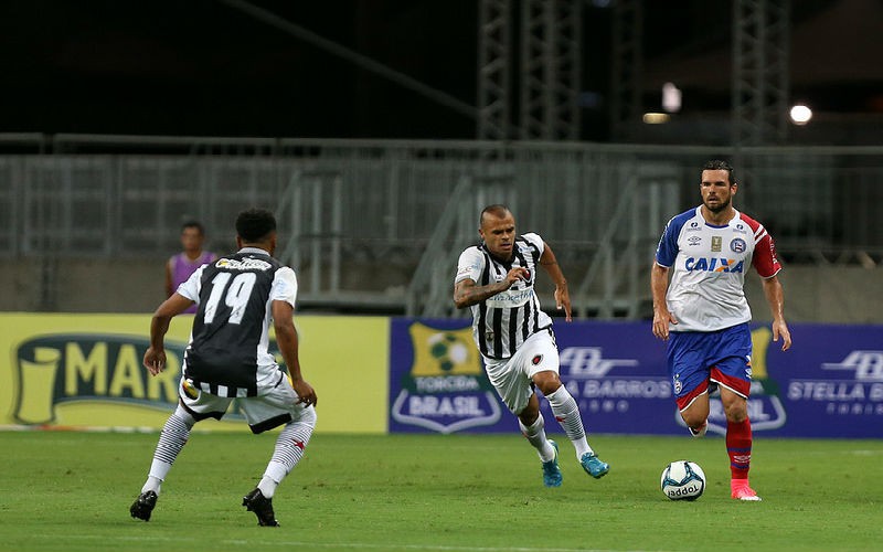 Os dois times voltam a se encontrar na próxima quinta-feira, dessa vez no Estádio da Fonte Nova, em Salvador