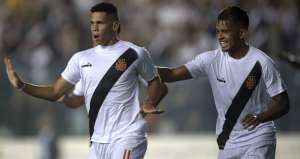 Alemão: Bayer Leverkusen oficializa acerto com Paulinho, do Vasco