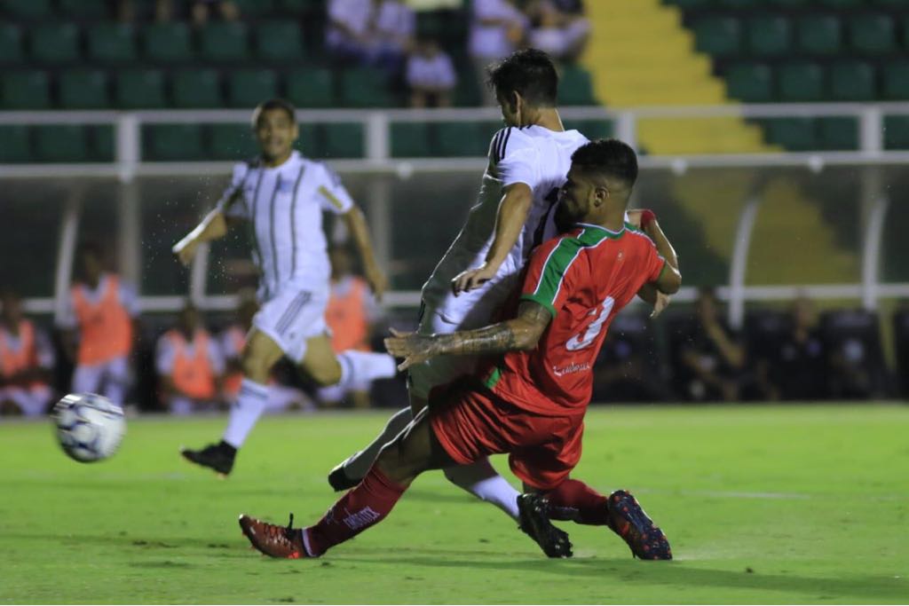 O Figueirense manteve os 100% de aproveitamento, enquanto o Boa Esporte ainda não pontuou (Foto: Luiz Henrique/Figueirense)