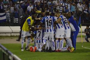 SÉRIE B: Figueirense, CSA e Coritiba vencem em casa na noite de sexta