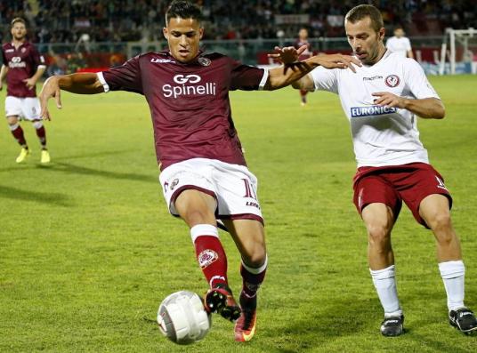 Pelo Mundo: Brasileiro conquista primeiro título como profissional e sobe na Itália