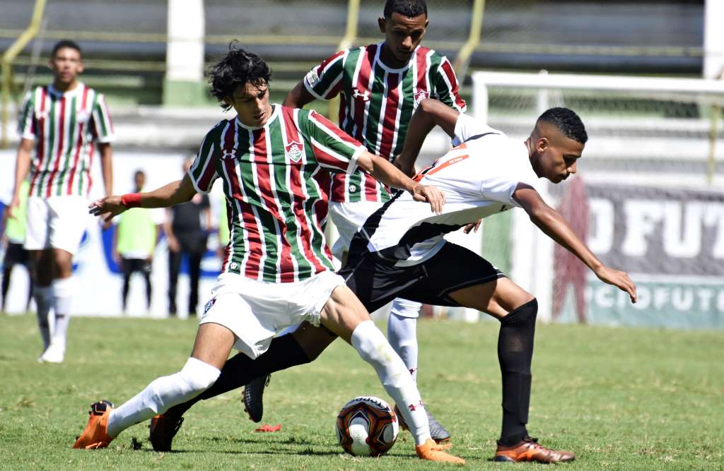 Clássico entre Flu e Vasco no Sub-20 termina mais uma vez em pancadaria