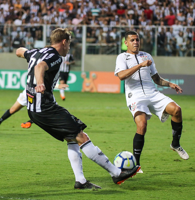 Erros de arbitragem irritam equipes após três rodadas do Brasileiro