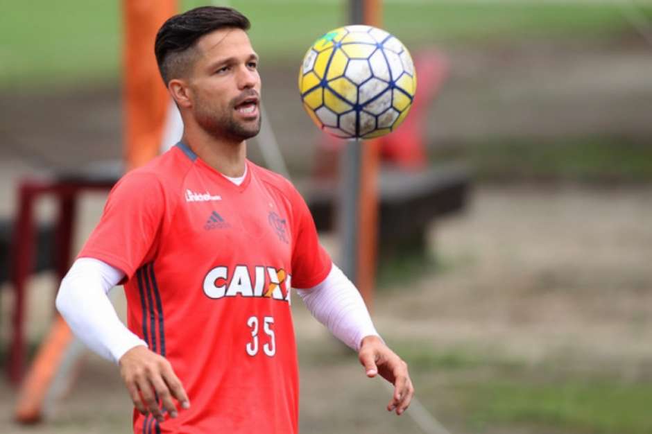 Com lesão no joelho, Diego desfalca o Flamengo na Copa do Brasil