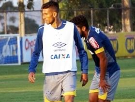 Após Michel Bastos, Sport fica perto de acerto com Rafael Marques