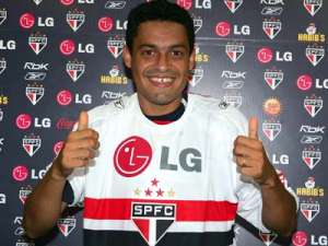 Ceará fica perto de acerto com Éder Luis, ex-São Paulo, e Nadson