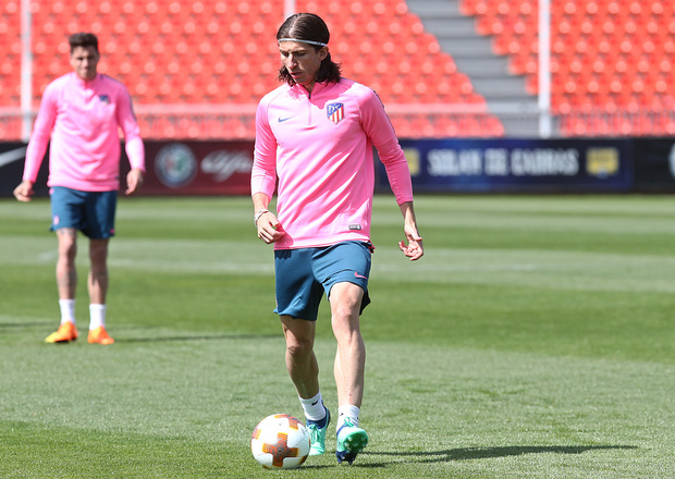 Liga Europa: Filipe Luis é relacionado no Atlético de Madrid para encarar Arsenal