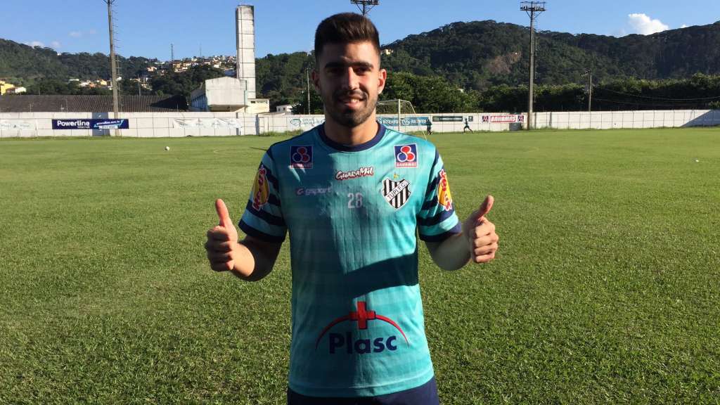 César é o novo reforço do Tupi para a disputa Série C. (Foto: Divulgação / Tupi FC)